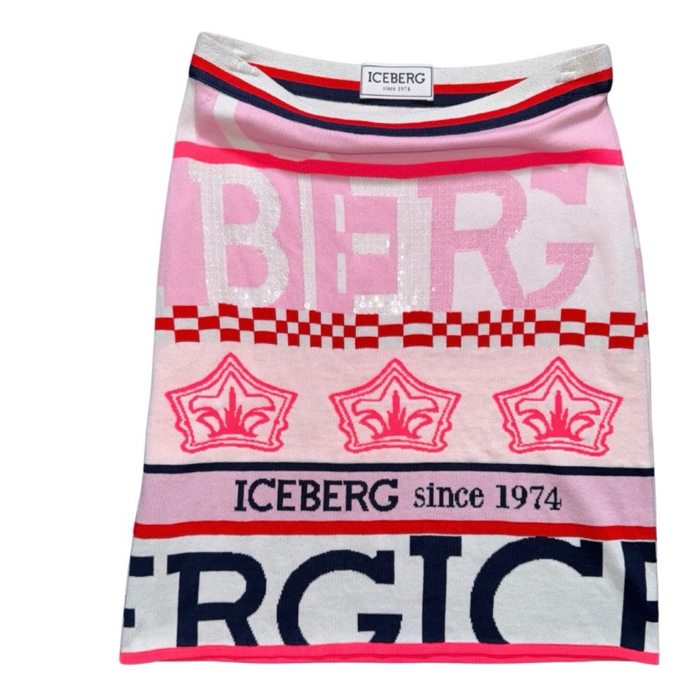 Iceberg Graphic Skirt in Pink and White
